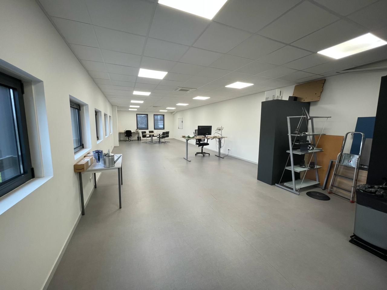 Bureau Bussy-Saint-Georges 132m² Vente bureau Bussy-Saint-Georges Seine-et-Marne OVBUR2427977 1
